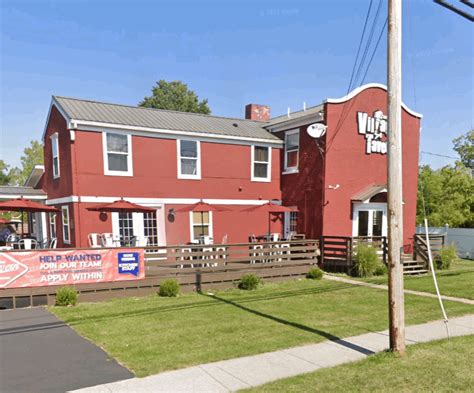 VILLAGE TAVERN, Geneseo .